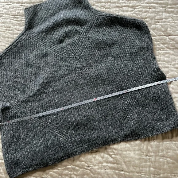 Anthropologie Cashmere Charcoal Crop Sweater Vest - Picture 11 of 12